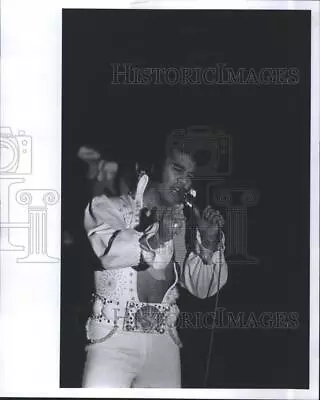 1978 Press Photo Fatu Lauoletolo Samoan Elvis Presley Impersonator - RSJ17787 • $19.99