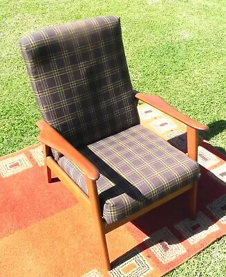 Mid Century Vintage Lounge Recliner Arm Chair • $250