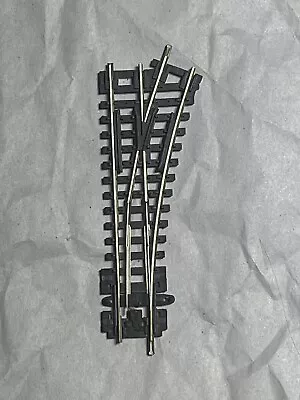 Peco N Scale 9” Radius St-5 Right Hand Turn Out • $10.99