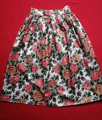 £12 • Buy 1960s Cotton Rose Print Skirt