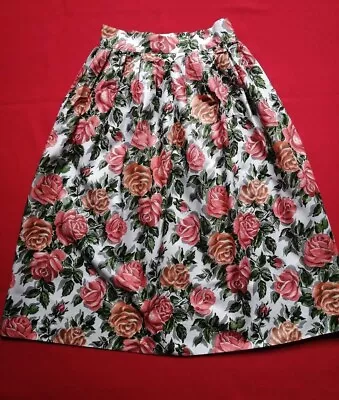 £12 • Buy 1960s Cotton Rose Print Skirt