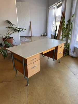 $750 • Buy Raymond Loewy Brunswick Executive Desk. Rare Mid-century Design.
