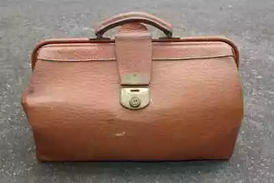 Preloved Fisher Victoria Solid Hide Leather Gladstone Bag Large Doctors Bag • $420