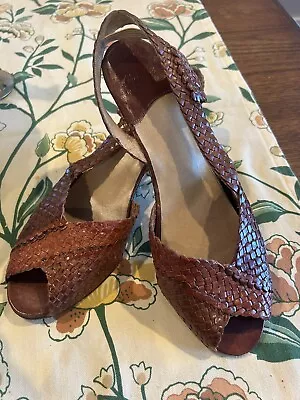 Vintage Candies Peep Toe Sling Back Small Wedge Heel Size:7.5 • $22