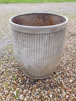 Vintage Galvanised Dolly Wash Tub Garden Feature/planter/ornament • £45.99