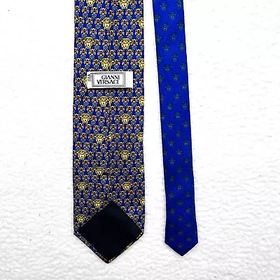 GIANNI VERSACE Genuine MEN Tie Necktie 100% Silk Italy Luxury Medusa 3.75 X 56.5 • $124.99
