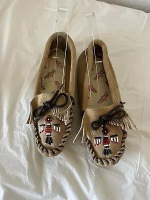 Minnetonka Moccasins Brown Suede Thunderbird Animikii Softsole  SIZE  6.5 • $29.75