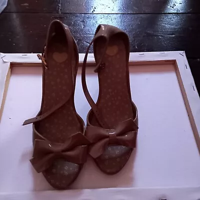 Melissa Shoes Size 6 • £1