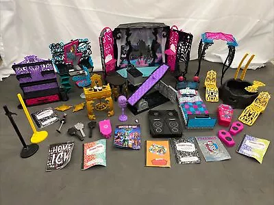 Monster High Furniture Lot Oasis DJ Stand Party Lounge Vanity Desk + More FS • $125