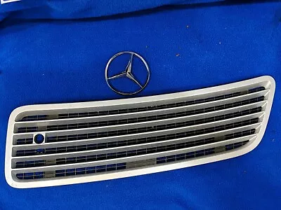 07-14 Mercedes W221 S400 CL550 CL63 AMG Left Side Hood Grill Grille Silver OEM • $79