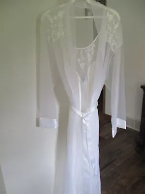 $39.99 • Buy Vintage Val Mode Peignoir Nightgown Robe Set Sheer Wedding White Satin/Nylon L