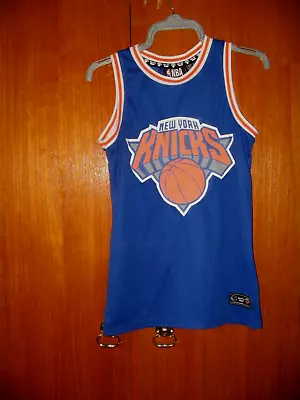 £6.99 • Buy New York Knicks Basketball Jersey Shirt Size Age 11-12 BARRETT 9 NBA Official