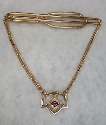 Vintage Masonic Freemason Gold Tone Tie Bar Clip W/Chain & Logo • $14.95