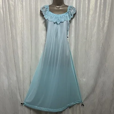 VTG M L Nightgown Sweet Mint Vanity Fair Lace Collar Gown Negligee Nylon Shiny  • $59.99