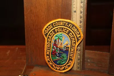 Obsolete Police Patch Metro Dade County Florida  • $10
