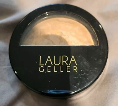 Laura Geller Baked Balance N Brighten Foundation Medium • £16