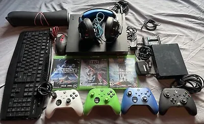 1 TB Xbox One X Console W/ 3 Star Wars Games 3 Controllers Lot Bundle • $549
