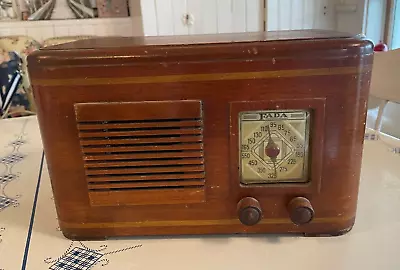 Vintage Antique 1941 FADA Model 148 Radio Wood Case Tube • $287.50