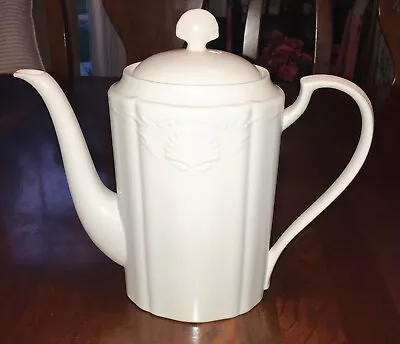 Mikasa DY902  South Hampton Bone China Coffee Pot - Embossed Shells! • $38