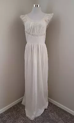 40s/50s LEONORA GOWN OF THE MONTH WHITE NYLON LACE TRIM LONG NIGHTGOWN SZ 34 • $19.88