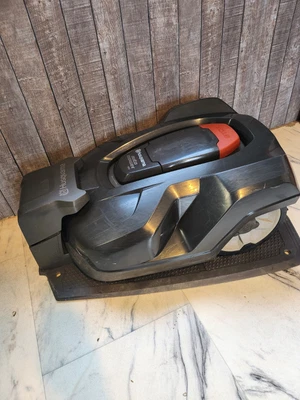 £738.25 • Buy Husqvarna Automower 320