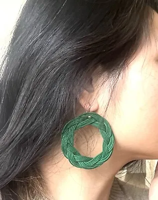 Tiffany & Co. 18k Gold 750 Elsa Peretti Circle Hook Earrings In Green Woven Silk • $550