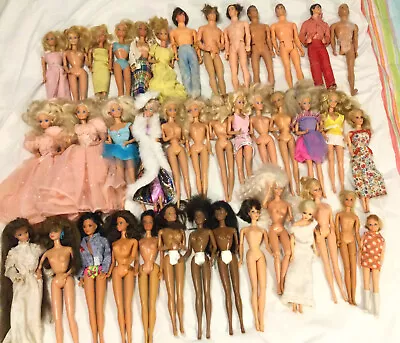 HUGE VINTAGE BARBIE 1960'S DOLL LOT Of 40 Barbie  Ken  Twiggy All Stamped 1960 • $439.98