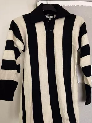 Collingwood Magpies Football Jumper (VINTAGE) • $30