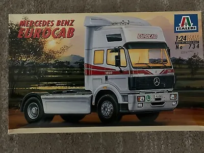 1/24 Scale Italeri Mercedes Benz Euro Cab  • $50