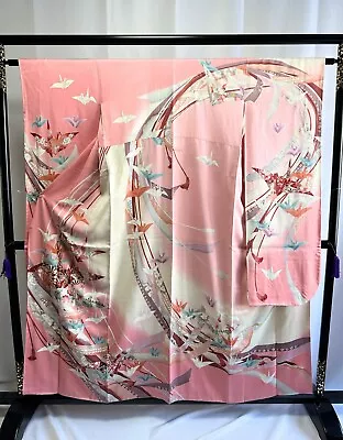 Vintage Japanese Kimono - Furisode Kimono Robe • $70