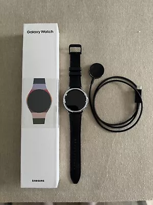 Samsung Galaxy Watch 6 Classic 47mm (WIFI + GPS) • $400