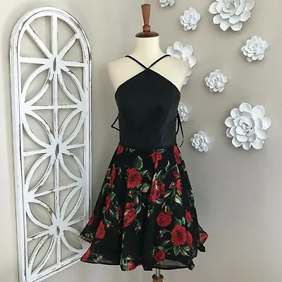 LA FEMME Size 2 FLORAL PRINT SKIRT FAUX LEATHER BODICE FIT & FLARE DRESS • $19.98