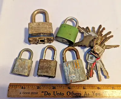 Lot Of  5 Antique Vintage  Rusty Pad Locks & 15 Keys Mostly Cars AS IS • $20.99