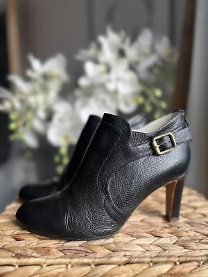£80 • Buy Rupert Sanderson Black Leather Buckle Detail Ankle Boots - Size EU 38.5 UK 5.5