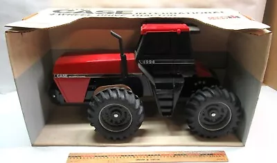 $104.09 • Buy Vintage 1/16 Ertl Farm Toy Case International 4994 Tractor #206