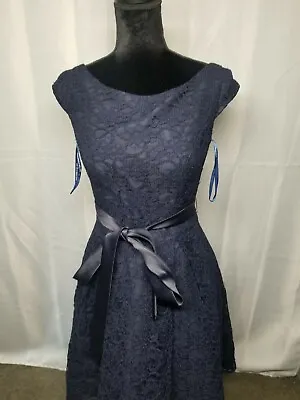 Mori Lee Bridesmaid Dress Size 10 Navy Lace With Cap Sleeve Mid Length Cold Wash • $52