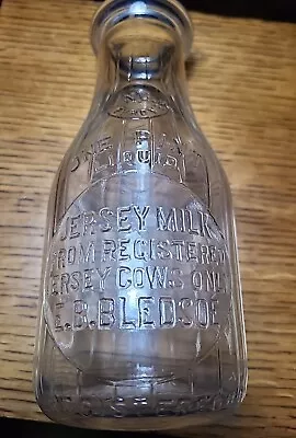 Vintage Pint Jersey Milk Registered Cows Bottle E.B Bledsoe NC Approved  • $20