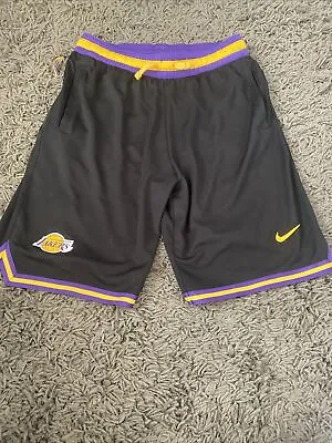 Los Angeles Lakers Shorts • £20