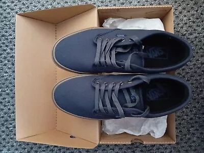 VANS Off The Wall Atwood Navy/Gum Size 9.5 Trainers New Boxed Free P&P • £46