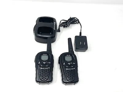 Midland LXT328 Two-Way Radio Pair And Desktop Charger 18CVP6 • $19.99