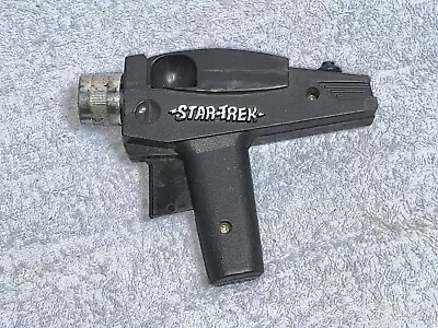 Vintage 1976 REMCO Paramount Pictures STAR TREK Phaser Disc Shooter Pistol Gun • $49.99