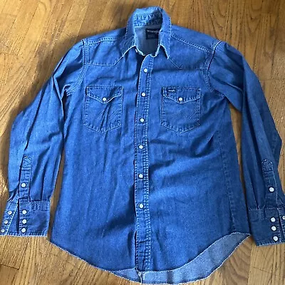 VINTAGE Wrangler Shirt Mens 15.5 - 34 Blue Western Pearl Snap Denim Outdoor Reg • $9.99