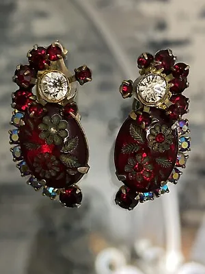 Vintage D&E Juliana Engraved Red Stone Flowers Clip On Earrings Rare • $90