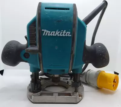 Makita RP0900 110V Plunge Router & Hardcase • £80