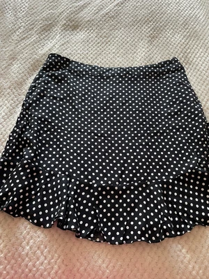 £7 • Buy Polka Dot Skirt Size 16 Dorothy Perkins