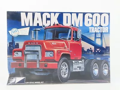 1:25 Scale MPC 859/06 Mack DM 600 Tractor Kit - Sealed • $54.95