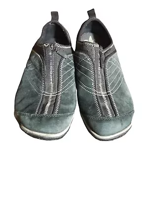 Merrell Lorelei Zip Shoes Hiking Outdoor Slip On Leather Black Women's Size 11 • $29.99