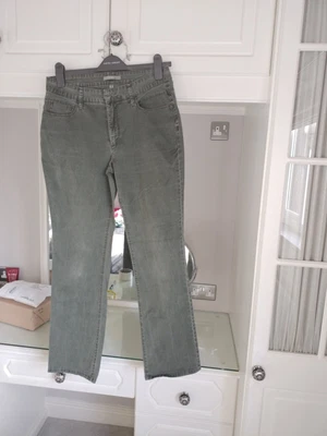 £5 • Buy Jeans By MAC Straight Leg Size 12 