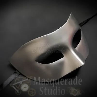 Mens Eye Mask Phantom Of The Opera Venetian Minimalist Masquerade Mask [Silver] • $14.95