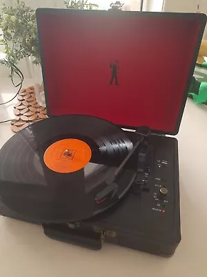 Flea Market Vinyl Record Player In Great Condition Comes With Simon & Garfunkel • $80